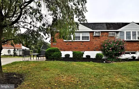 627 Clay Dr, Conshohocken, PA 19428