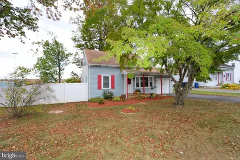 1855 Preston Ave, Willow Grove, PA 19090