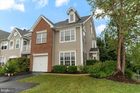 239 Lookout Pl, Wayne, PA 19087