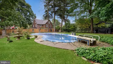 Exterior - 201 Rices Mill Rd, Wyncote, PA 19095 photo 14 of 19
