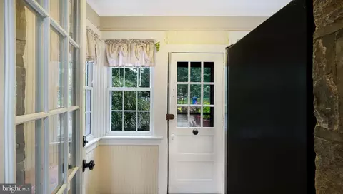 Entry Way - 201 Rices Mill Rd, Wyncote, PA 19095 photo 4 of 12