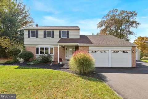 251 Manor Rd, Harleysville, PA 19438