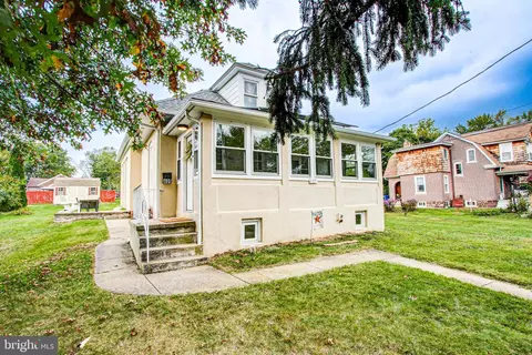409 Central Ave, Souderton, PA 18964
