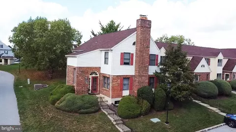 201 Stone Rdg #201, Jeffersonville, PA 19403