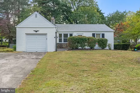 8012 Jenkintown Rd, Cheltenham, PA 19012