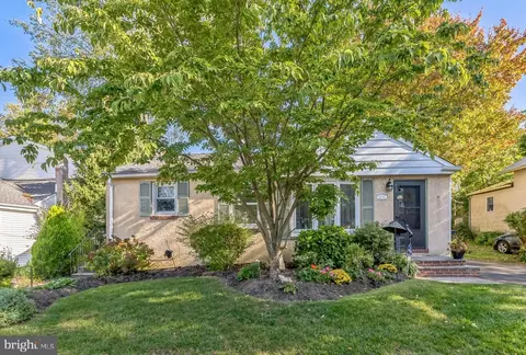 631 Penn Ave, Glenside, PA 19038