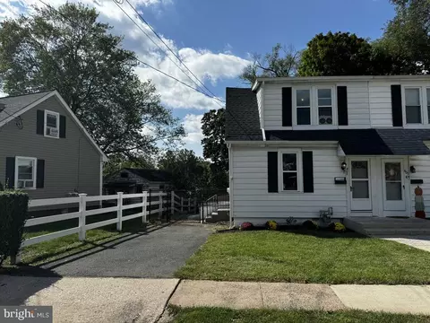 403 Manatawny St, Pottstown, PA 19464