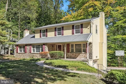 2358 Fairway Rd, Huntingdon Valley, PA 19006