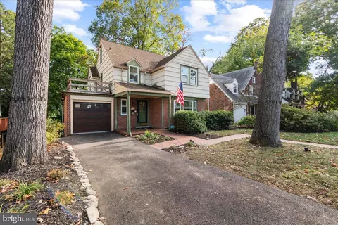 1539 Edge Hill Rd, Abington, PA 19001