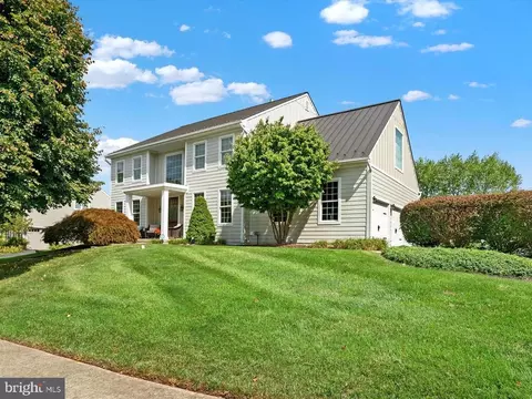 1040 Cottonwood Dr, Collegeville, PA 19426