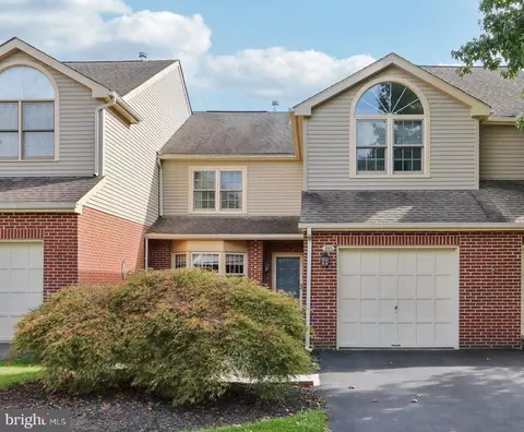 293 Conway Cir, Ambler, PA 19002