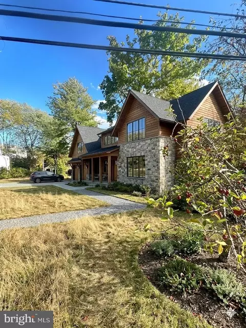 11 Pershing Ave, Eagleville, PA 19403