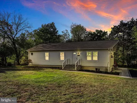 411 S Barry Ave, Eagleville, PA 19403