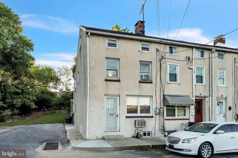 41 Ross St, Plymouth Meeting, PA 19462