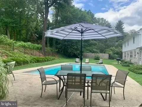 2088 Packard Ave, Huntingdon Valley, PA 19006