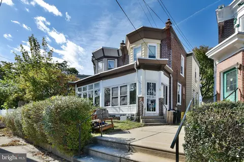 819 E Pleasant Ave, Glenside, PA 19038