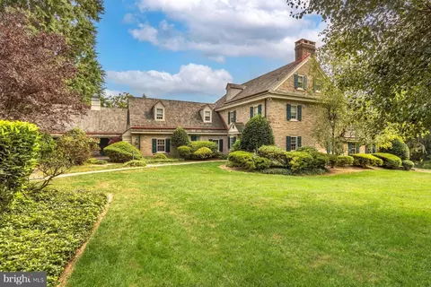 711 Washington Ln, Rydal, PA 19046