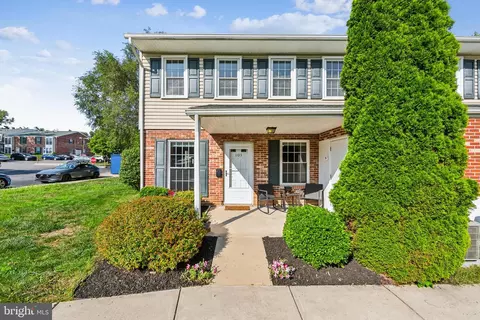 1105 Middleton Pl, Norristown, PA 19403