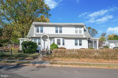 440 N Keswick Ave, Glenside, PA 19038