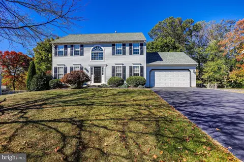 52 Homestead Ln, Royersford, PA 19468