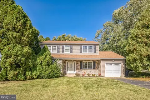 700 Fitzwatertown Rd, Glenside, PA 19038