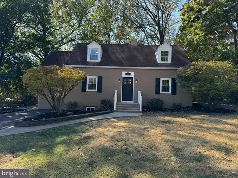830 Clahor Ave, Collegeville, PA 19426