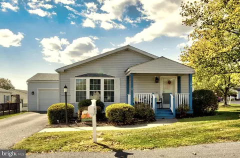 105 Primrose Ln, Royersford, PA 19468