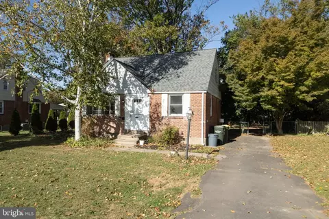 312 Hampton Rd, Hatboro, PA 19040