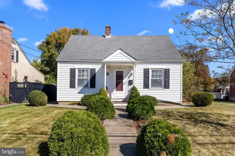 311 N 2nd St, Souderton, PA 18964
