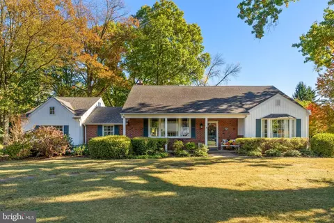 720 Judie Ln, Ambler, PA 19002