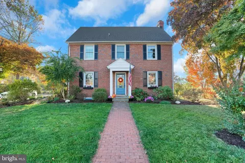 117 Summit Ave, Fort Washington, PA 19034