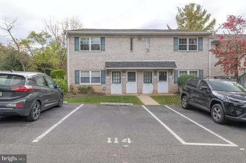 114 Hampstead Dr #114, Ambler, PA 19002