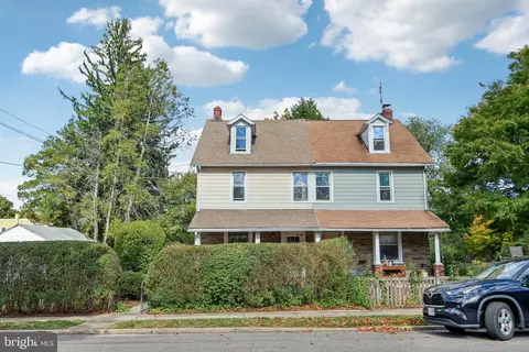 8151 Flourtown Ave, Wyndmoor, PA 19038
