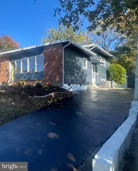 2579 Miriam Ave, Abington, PA 19001