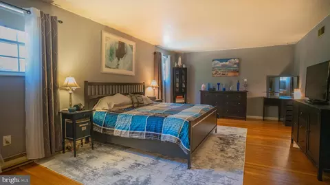 Bedroom - 1401 Panther Rd, Wyncote, PA 19095 photo 1 of 9
