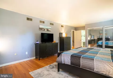 Bedroom - 1401 Panther Rd, Wyncote, PA 19095 photo 3 of 9