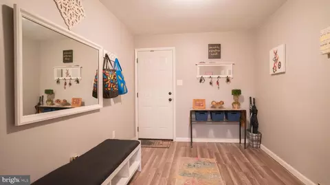Entry Way - 1401 Panther Rd, Wyncote, PA 19095 photo 21 of 24