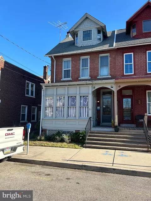 25 W Second, Lansdale, PA 19446