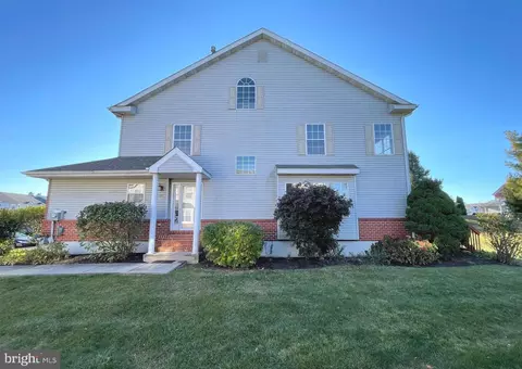 58 Cedar Ct, Royersford, PA 19468