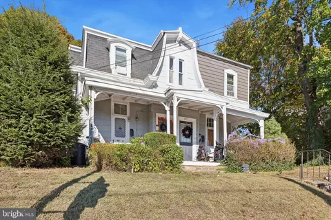 401 West Ave, Jenkintown, PA 19046