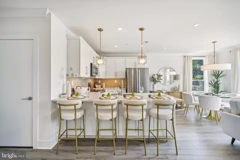 923 Riverplace Dr, Conshohocken, PA 19428