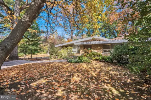 1431 Academy Ln, Elkins Park, PA 19027