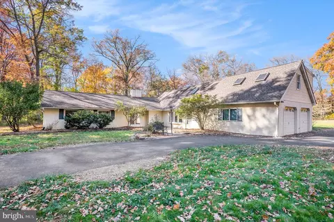 1210 Dickerson Rd, North Wales, PA 19454