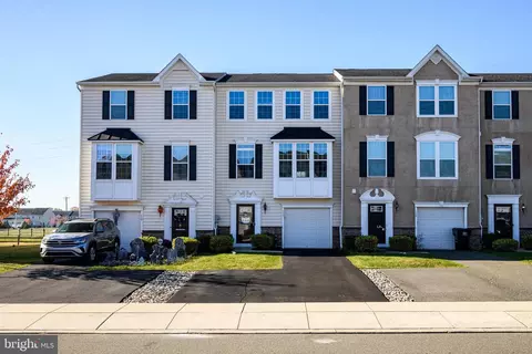 117 Tulip Ln, Gilbertsville, PA 19525