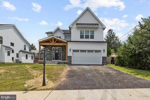 91 North Ln, Conshohocken, PA 19428