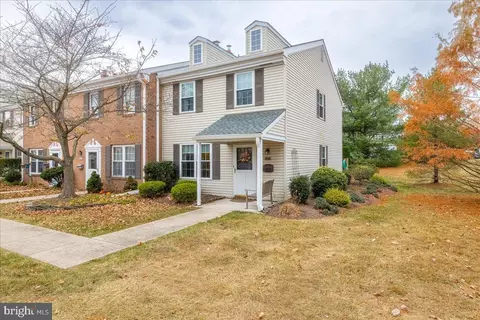 410 Centennial Ct, Lansdale, PA 19446