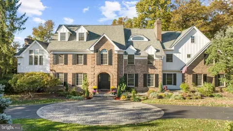 1230 Forest Hill Dr, Ambler, PA 19002