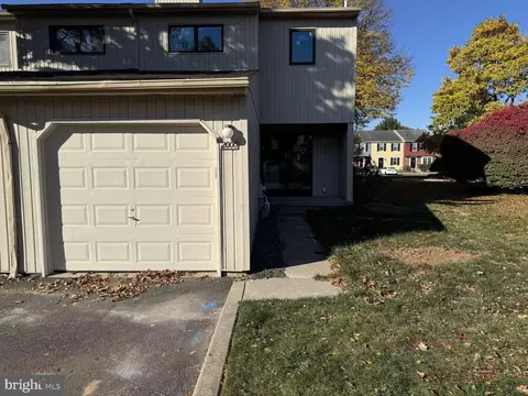 2000 Chippewa Rdg, Ambler, PA 19002