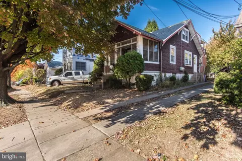 5 Borbeck Ave, Rockledge, PA 19046