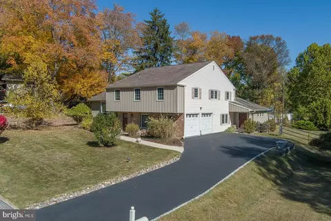 1086 Longview Rd, King Of Prussia, PA 19406